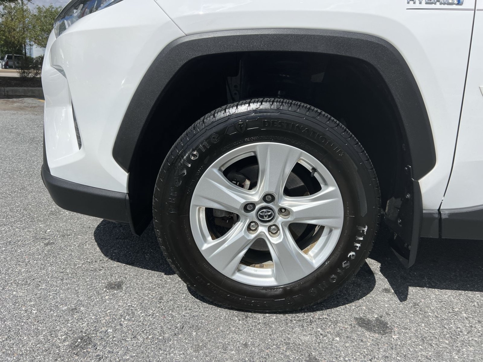 Used 2021 Toyota RAV4 XLE w/ Convenience Package AWD/4WD image 12