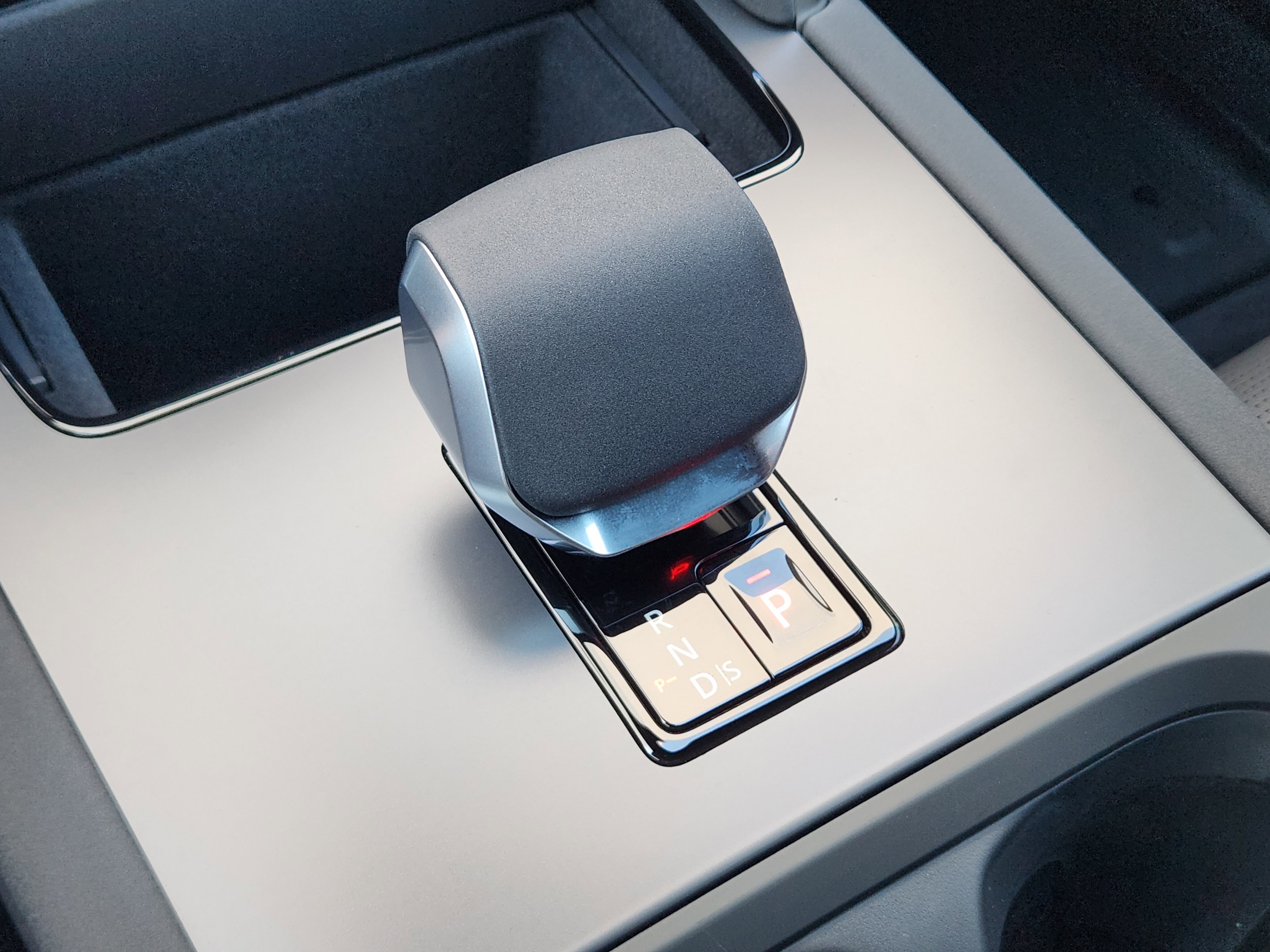 New 2025 Land Rover Discovery Sport Dynamic SE image 20