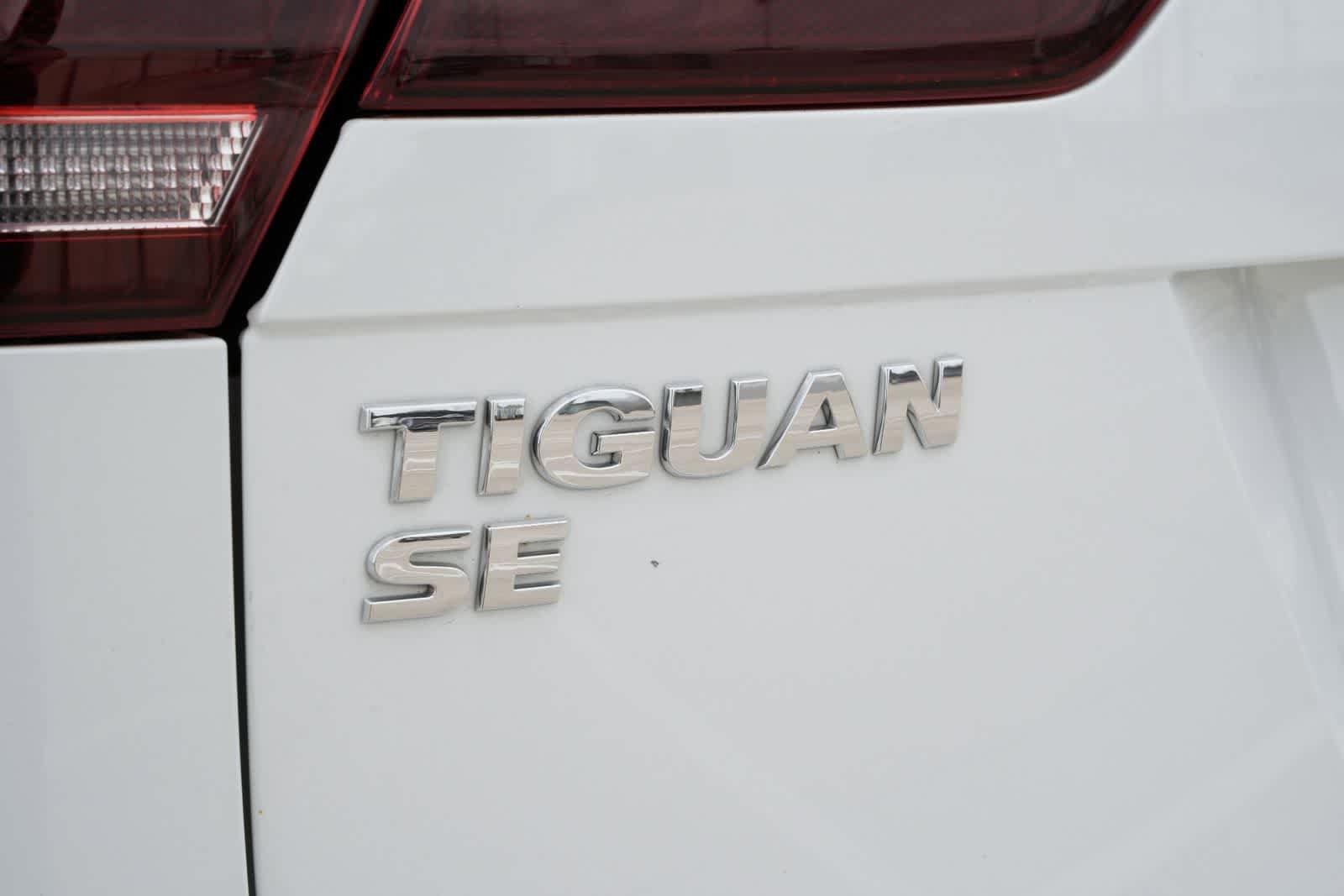 Used 2018 Volkswagen Tiguan SE w/ 3rd Row Seat Package AWD/4WD image 20