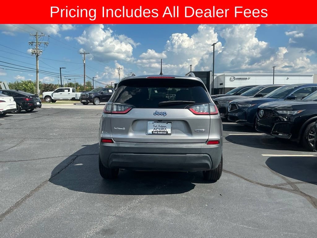 Used 2020 Jeep Cherokee Latitude FWD image 4