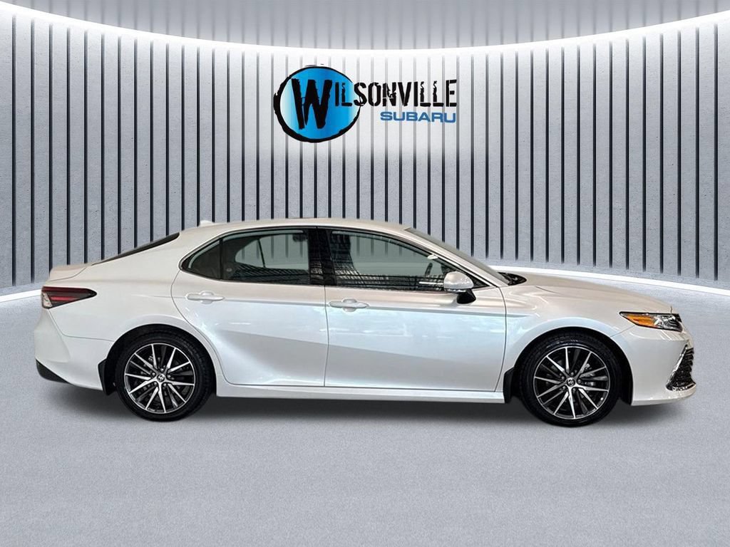 Used 2023 Toyota Camry XLE w/ Cold Weather Package AWD/4WD image 15