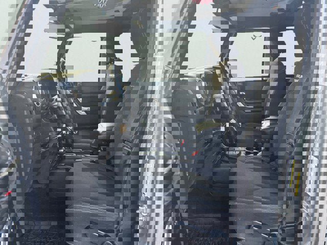 Used 2017 Jeep Wrangler Unlimited Rubicon w/ Cold Weather Group image 9