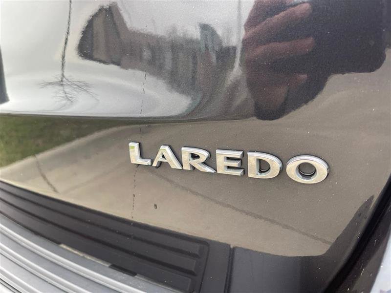 Used 2015 Jeep Grand Cherokee Laredo w/ Quick Order Package 23E image 26