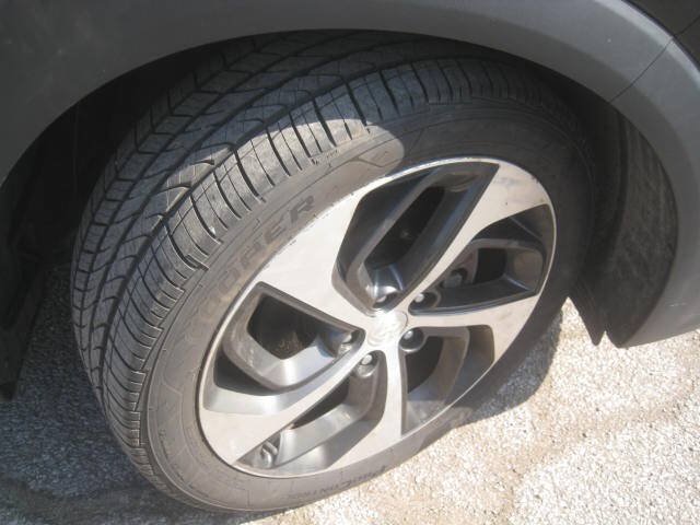 Used 2017 Hyundai Tucson Sport w/ Cargo Package AWD/4WD image 34