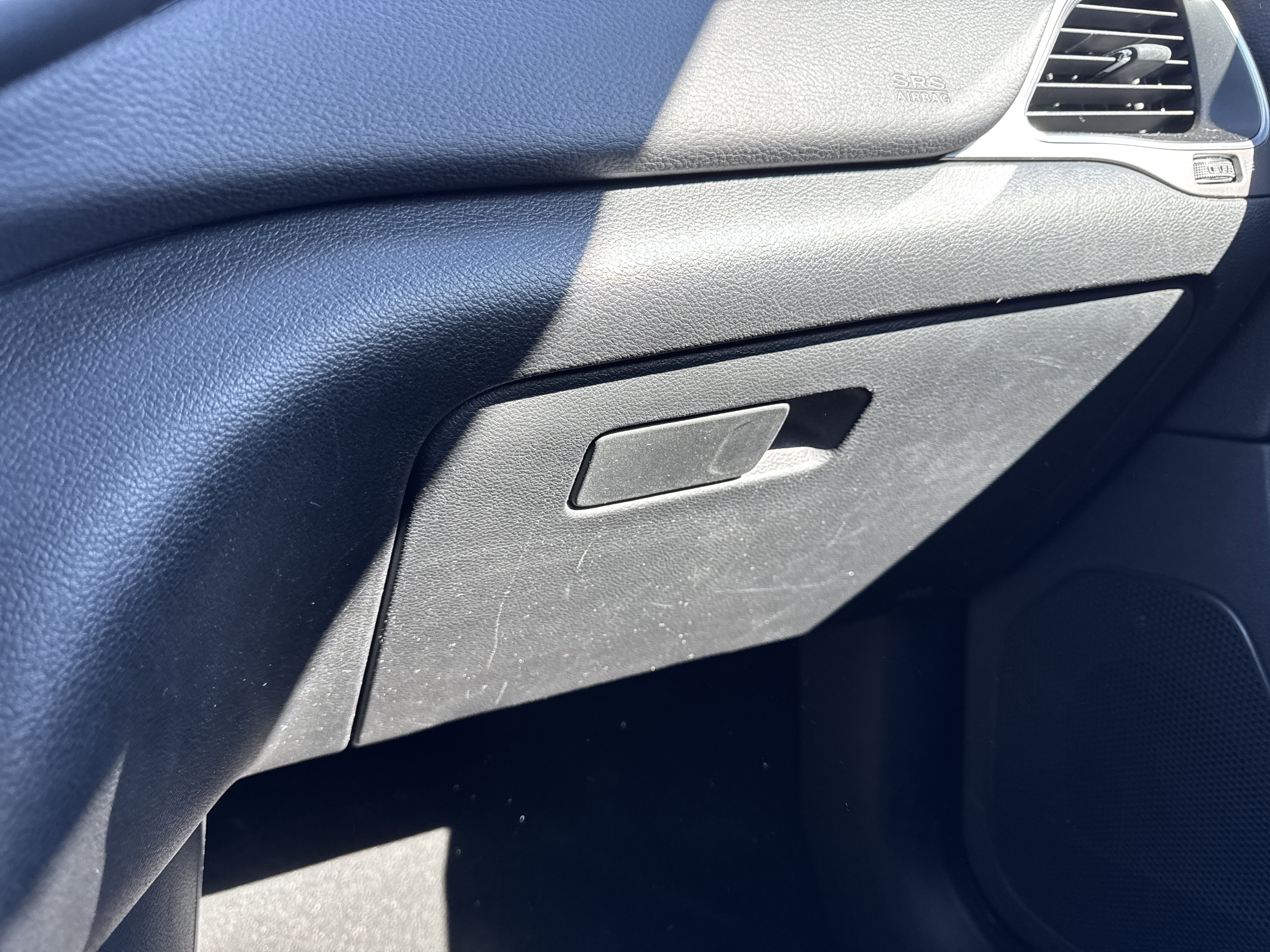 Used 2020 Jeep Cherokee Latitude Plus w/ Cold Weather Group image 22