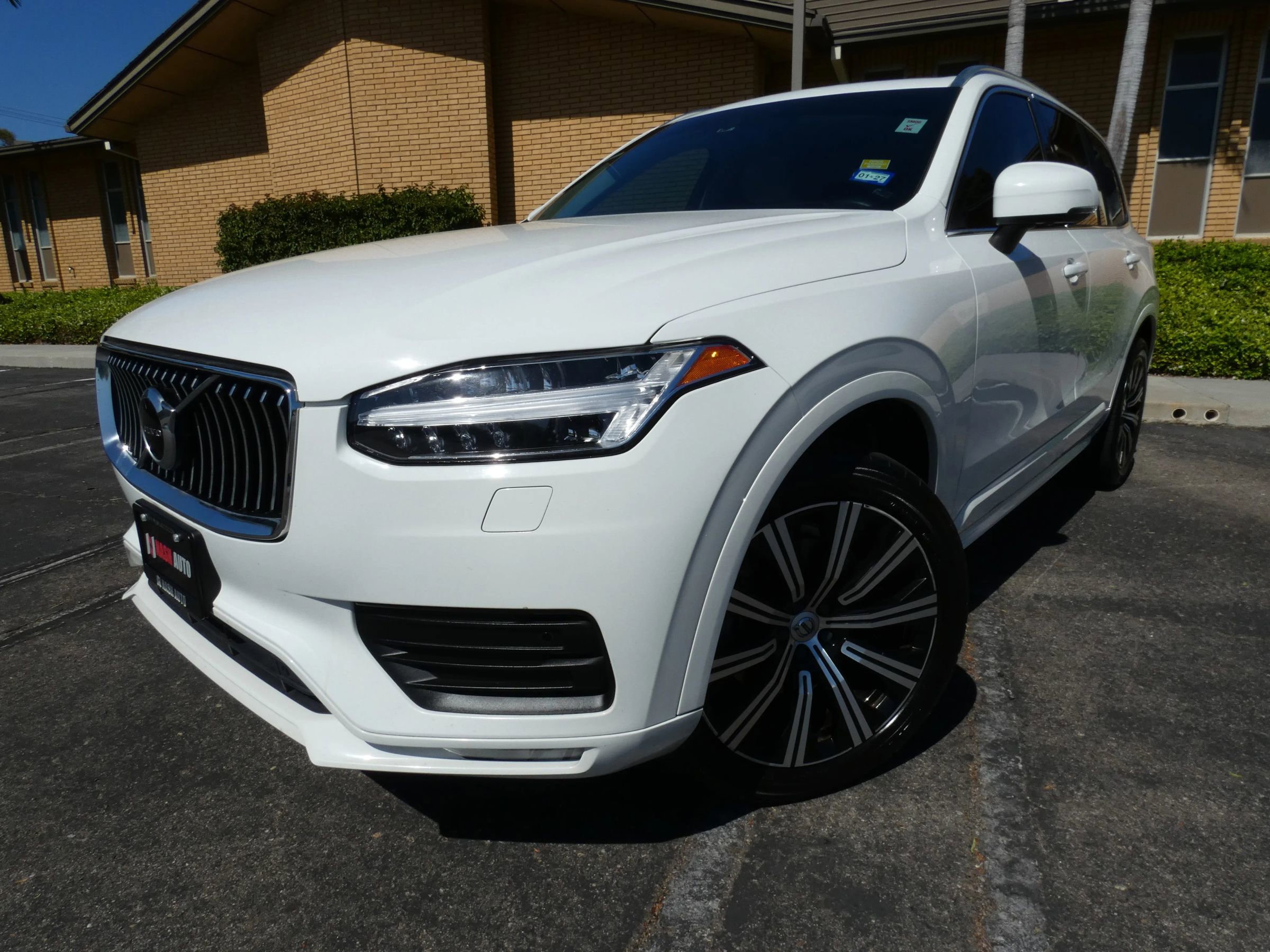 Used 2020 Volvo XC90 T6 Momentum image 15