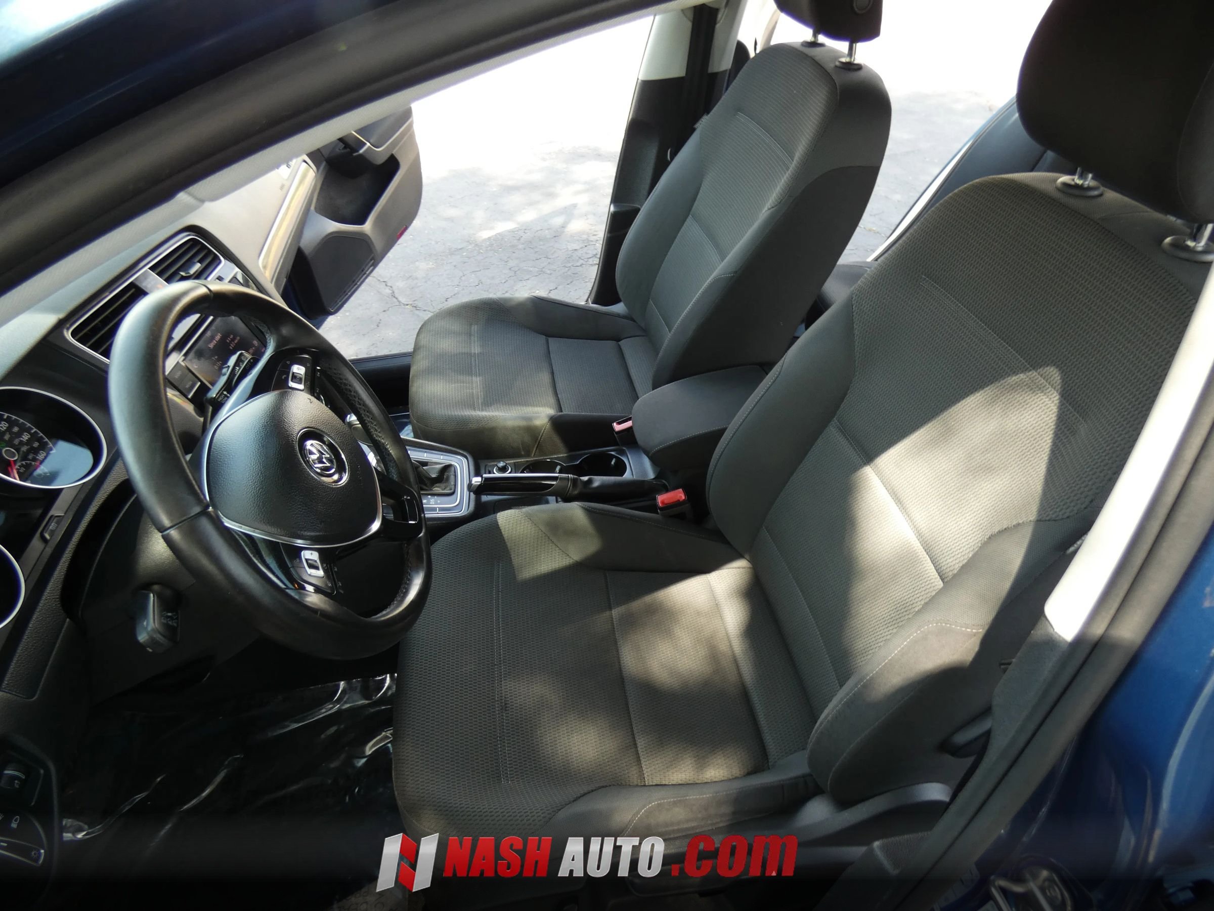 Used 2018 Volkswagen Golf S FWD image 55