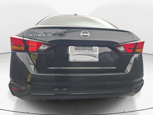 Used 2025 Nissan Altima 2.5 S image 8