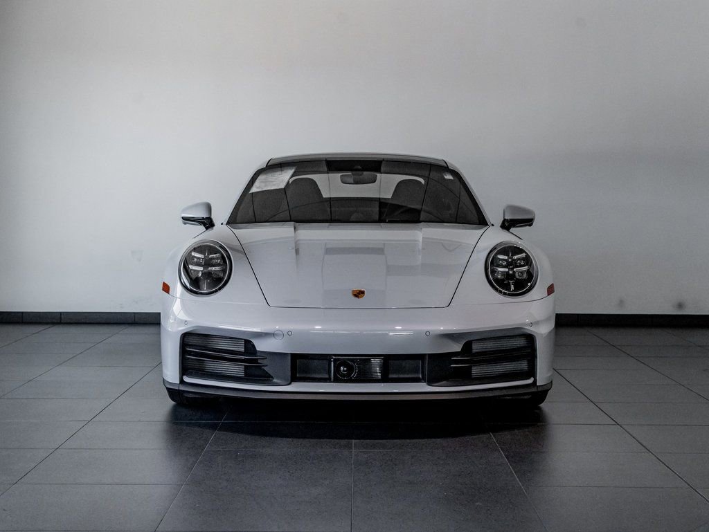 Certified 2025 Porsche 911 Carrera image 10