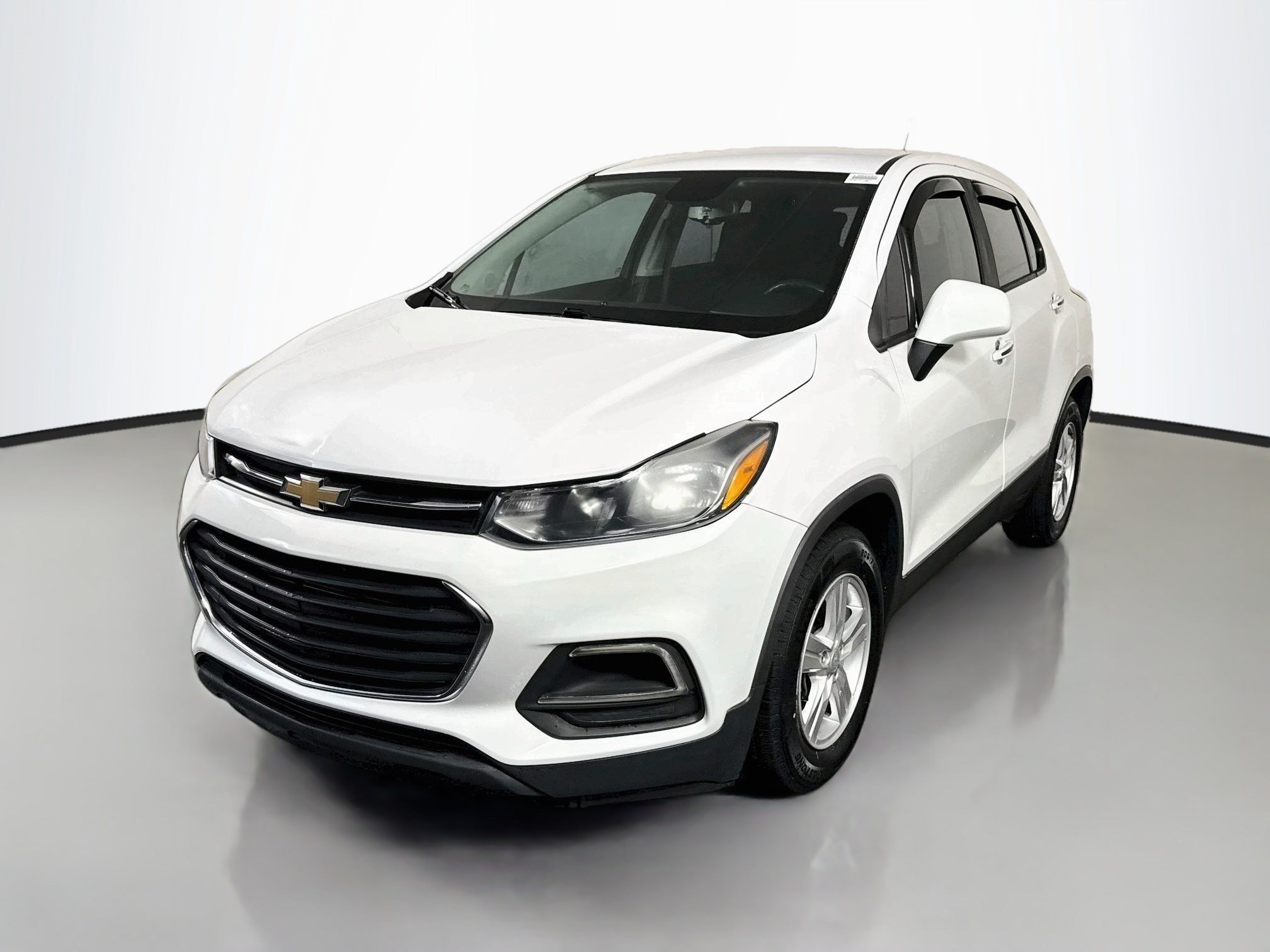 Used 2019 Chevrolet Trax LS FWD image 4