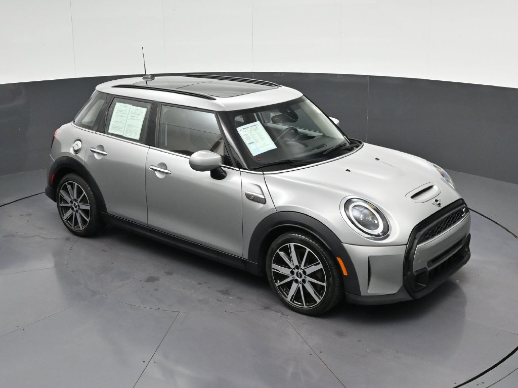 Used 2024 MINI Cooper S w/ Signature Upholstery Package FWD image 20
