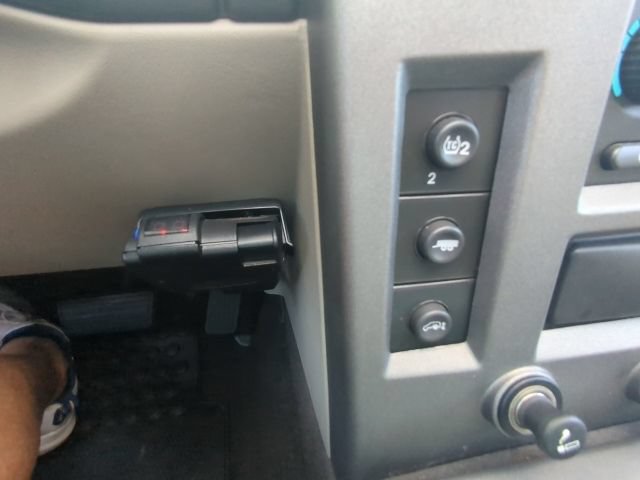 Used 2004 HUMMER H2 w/ Preferred Equipment Group AWD/4WD image 21
