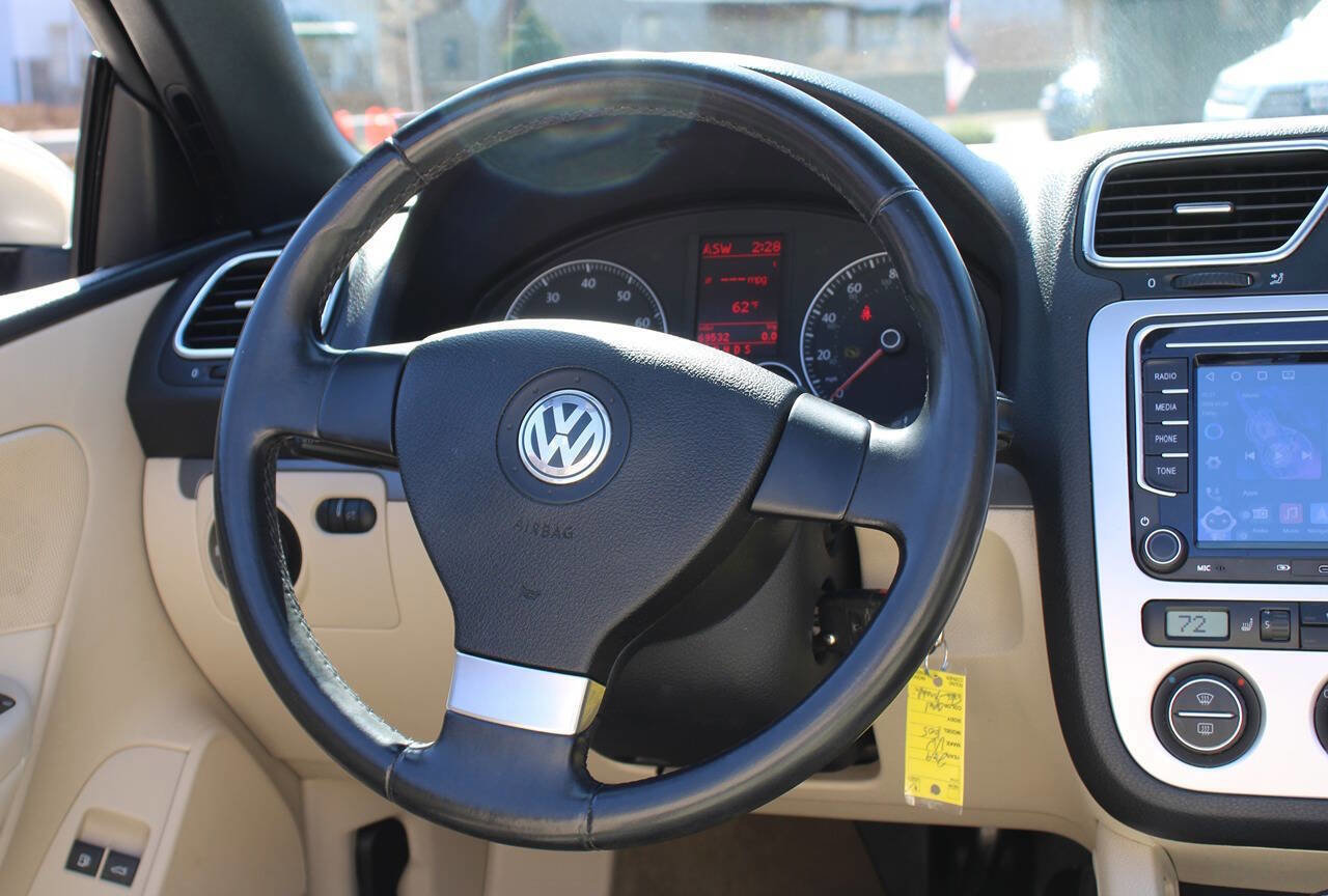 Used 2009 Volkswagen Eos Komfort FWD image 22