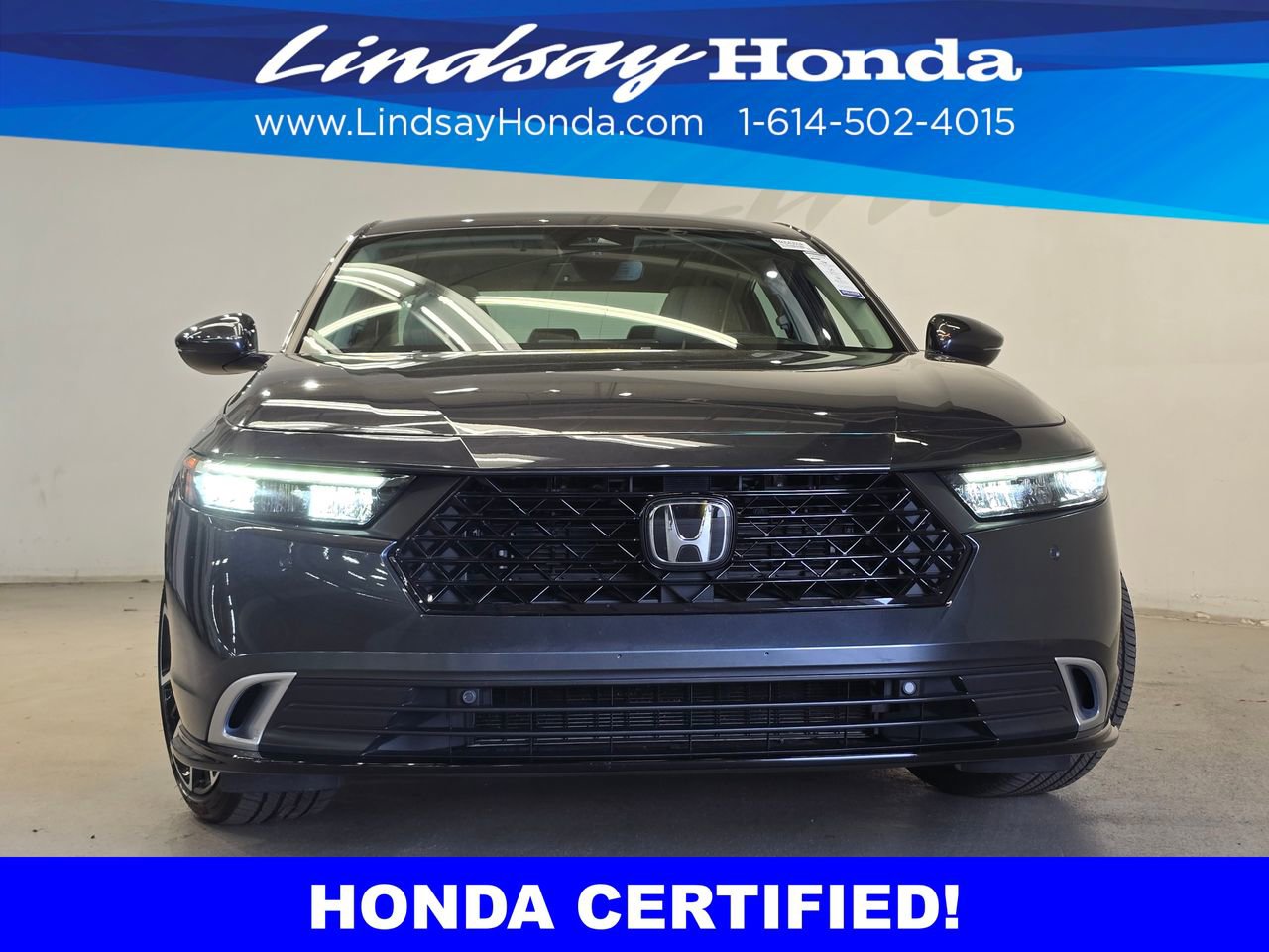 Used 2023 Honda Accord Touring image 2