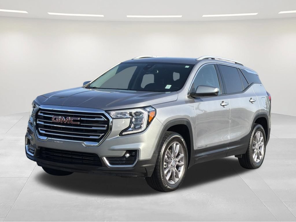 Used 2024 GMC Terrain SLT AWD/4WD image 1