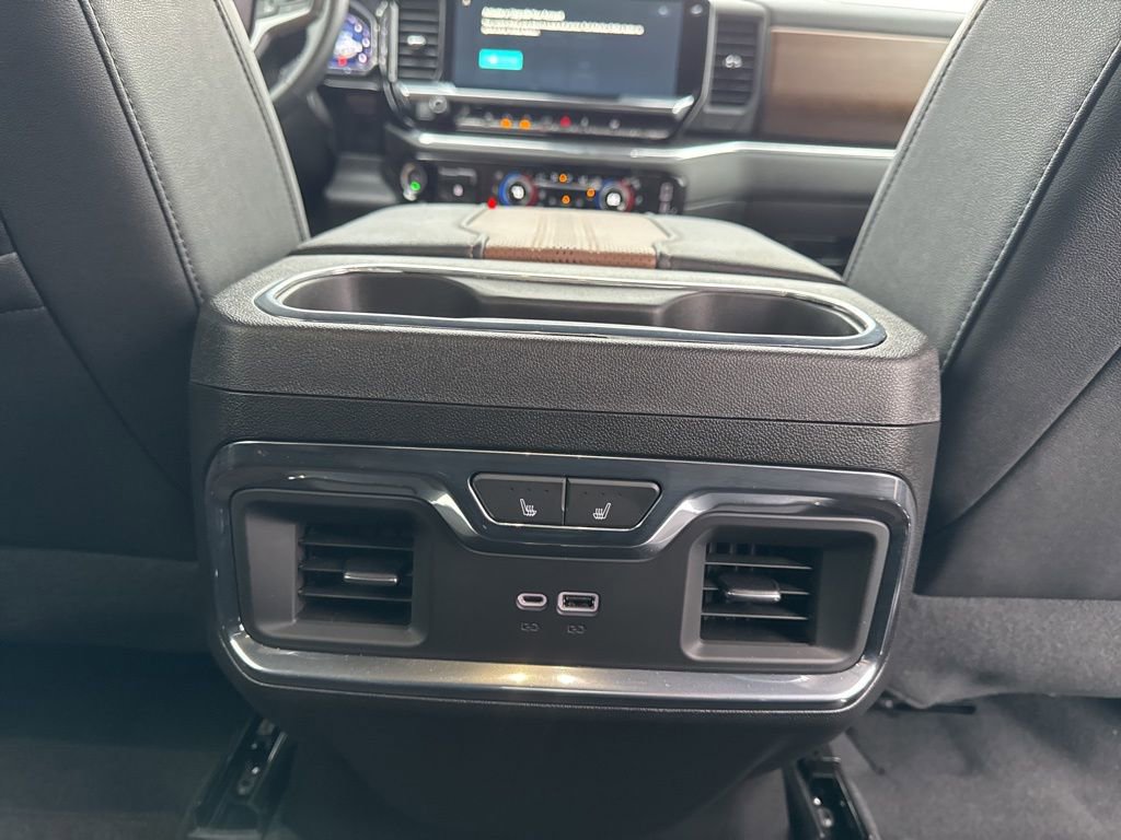 Used 2024 Chevrolet Silverado 1500 High Country image 26