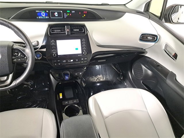 Used 2022 Toyota Prius XLE image 17