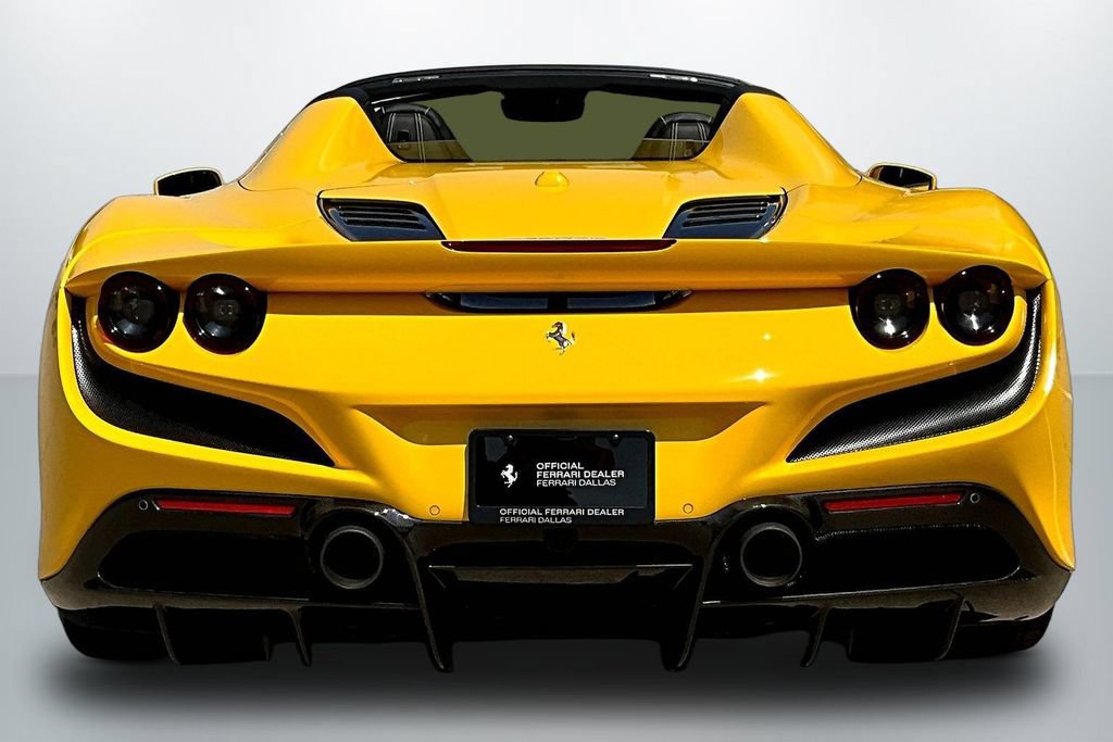 Used 2022 Ferrari F8 Tributo RWD image 6