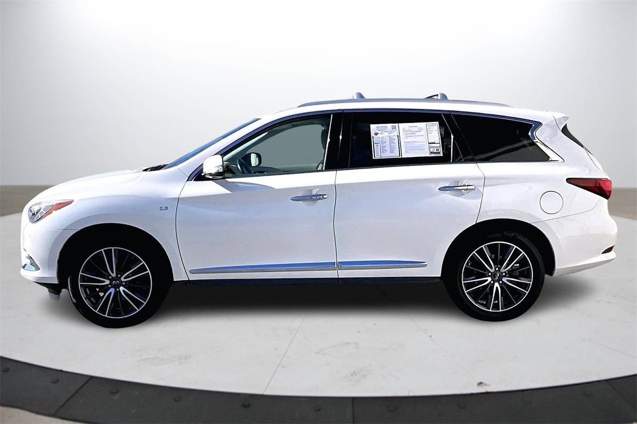 Used 2017 INFINITI QX60 Luxe w/ Deluxe Technology Package image 6