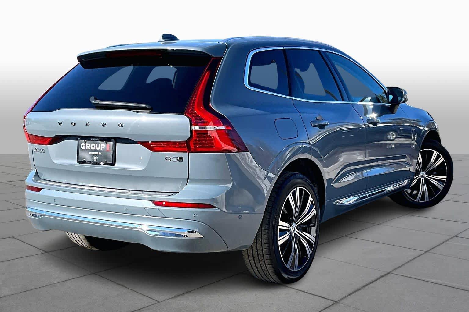 Certified 2023 Volvo XC60 B5 Plus w/ Climate Package AWD/4WD image 13