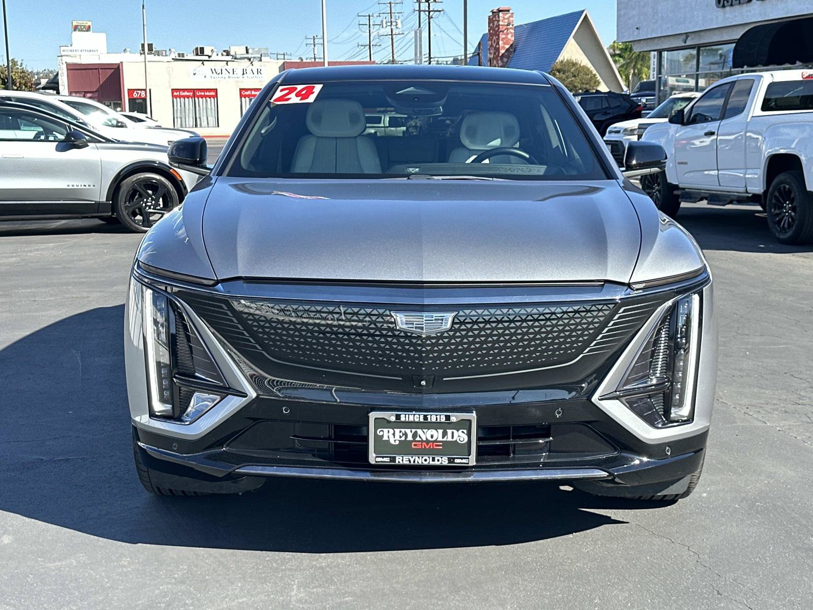 Used 2024 Cadillac Lyriq Sport AWD/4WD image 2