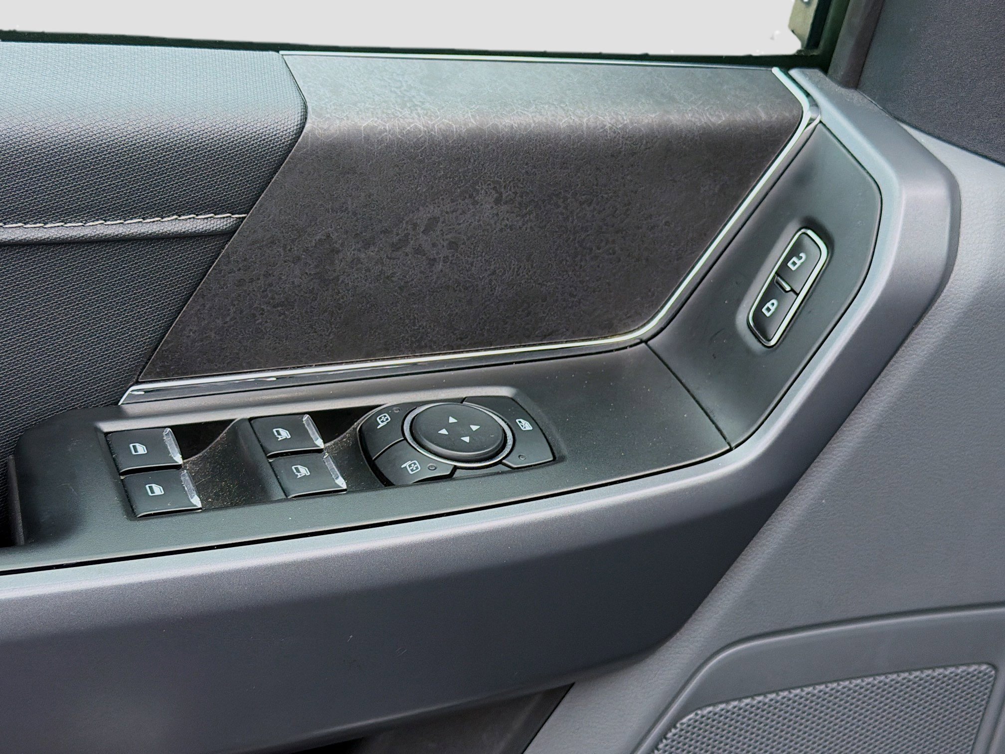 Used 2025 Ford F150 XLT w/ Equipment Group 301A Standard image 22