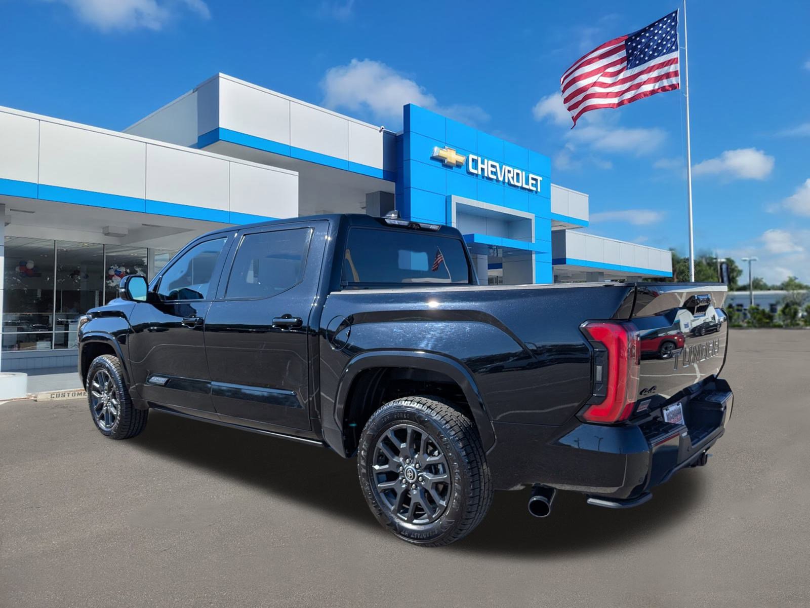 Used 2023 Toyota Tundra Platinum image 6