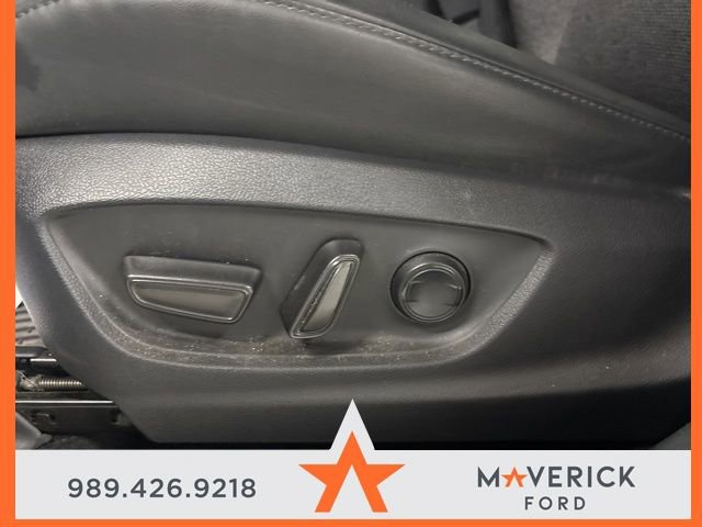 Used 2023 Toyota Crown XLE image 25