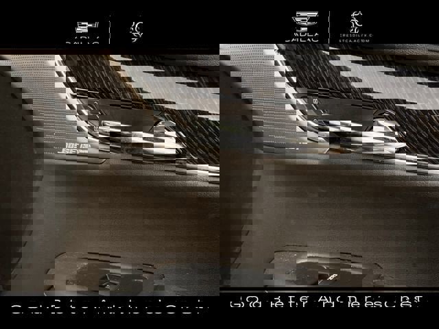 Used 2020 Cadillac XT6 Premium Luxury image 28