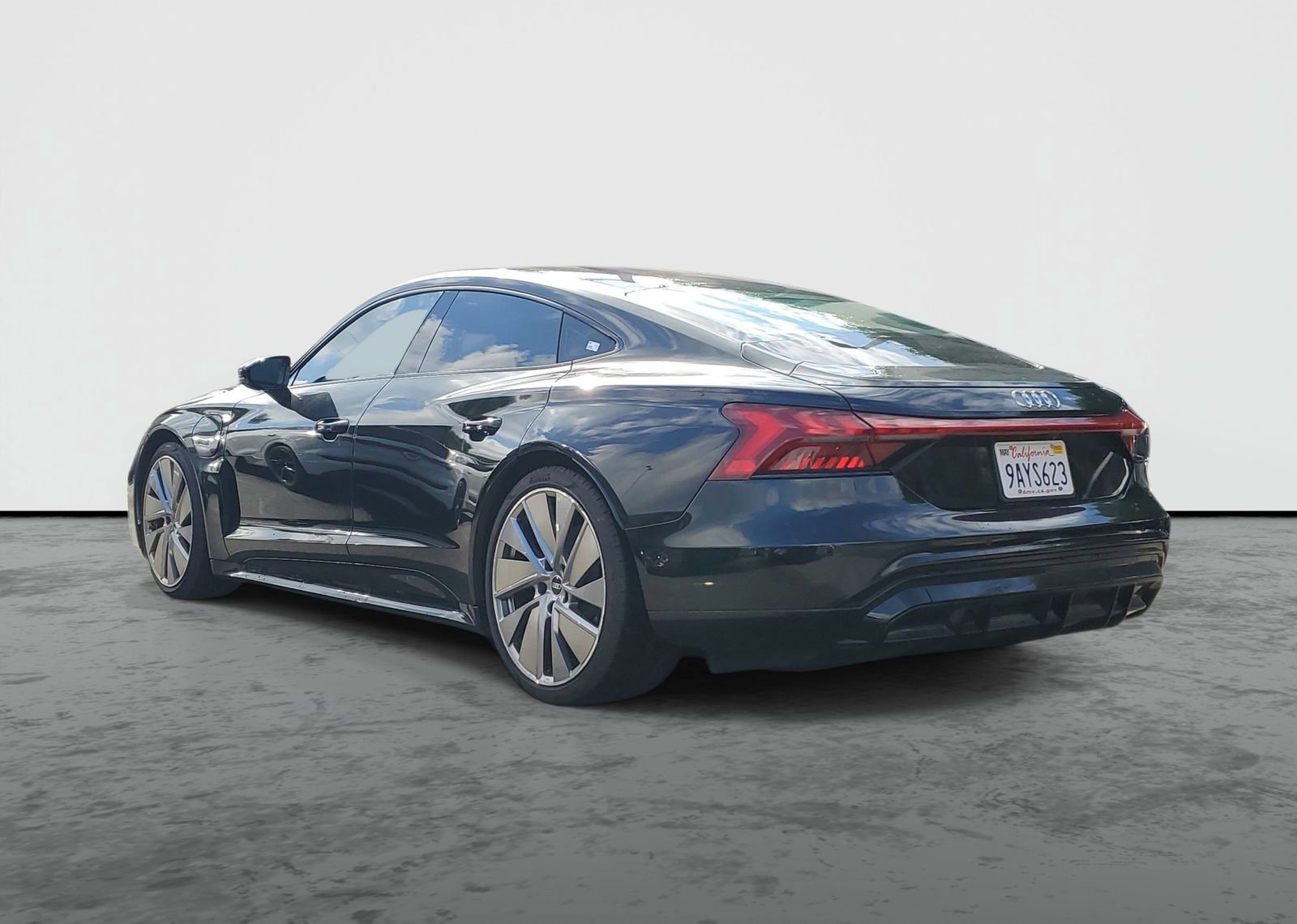 Used 2022 Audi e-tron GT Prestige w/ Prestige Package AWD/4WD image 3