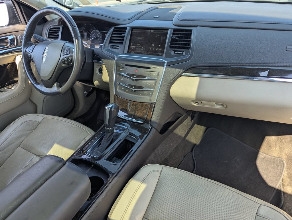 Used 2014 Lincoln MKS AWD w/ Equipment Group 201A image 30