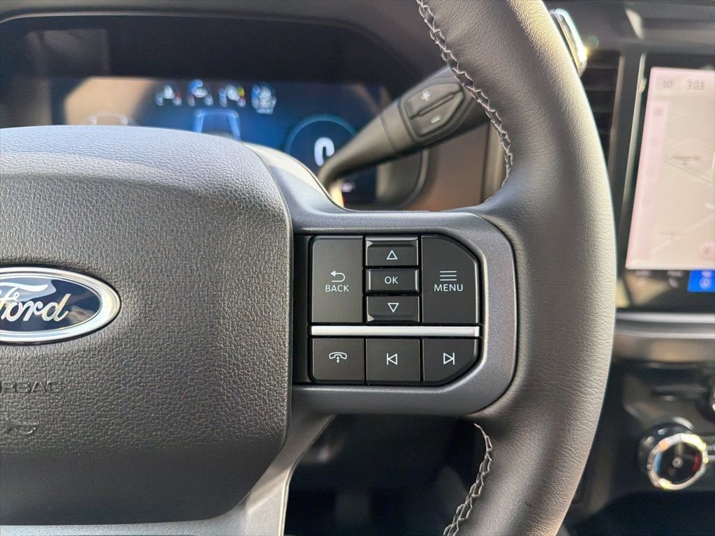 New 2026 Ford F250 Lariat w/ Black Appearance Package image 26