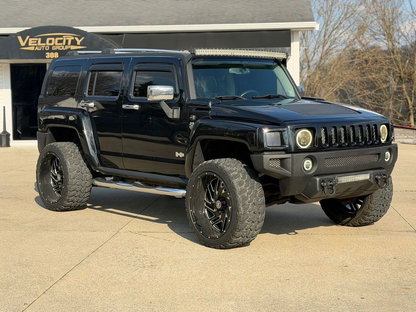 Used 2008 HUMMER H3 Alpha image 1