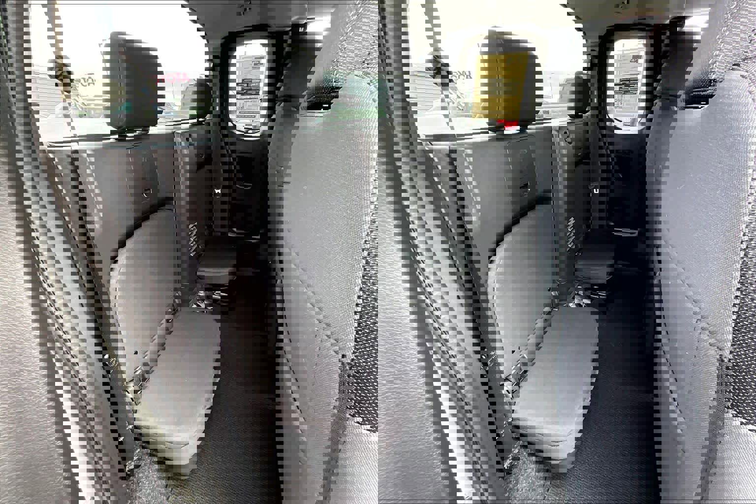 Used 2025 Nissan Frontier SV image 18