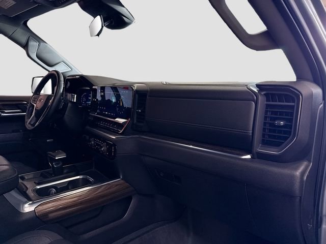 Used 2023 Chevrolet Silverado 1500 LT Trail Boss w/ Convenience Package II AWD/4WD image 28