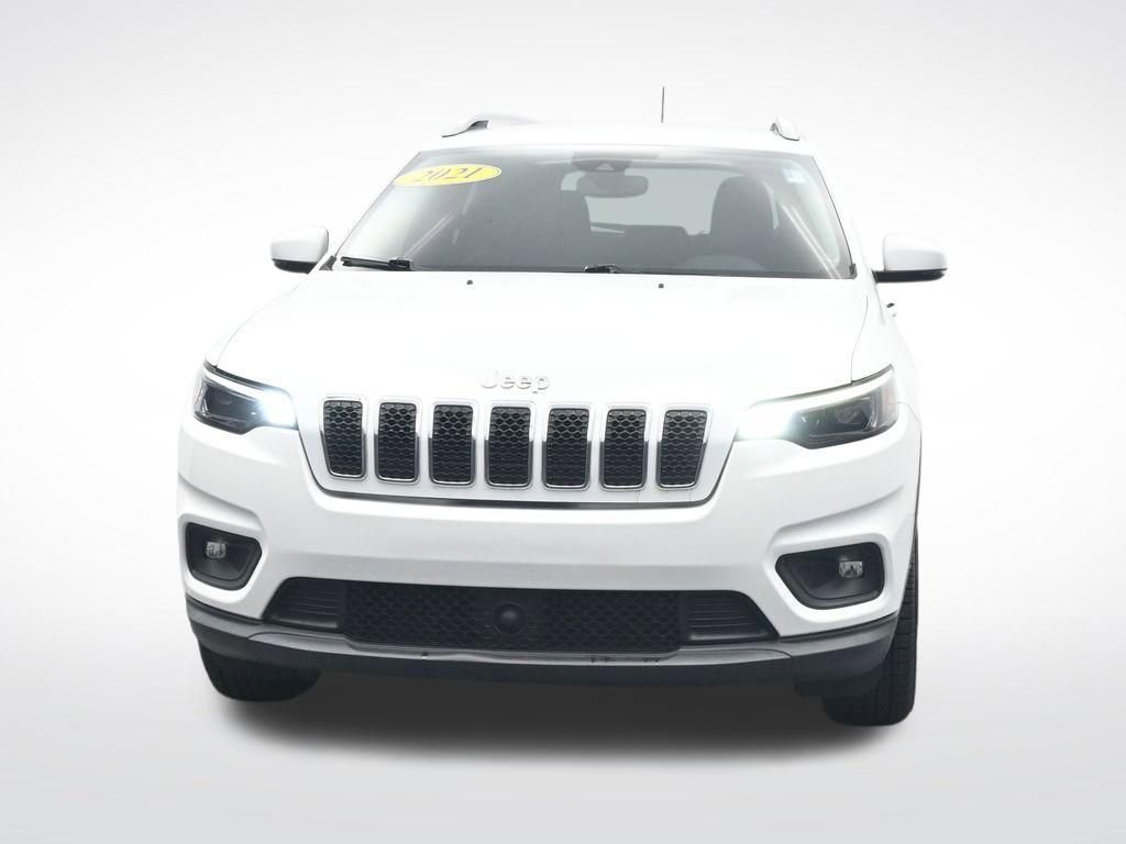 Used 2021 Jeep Cherokee Latitude Lux AWD/4WD image 2