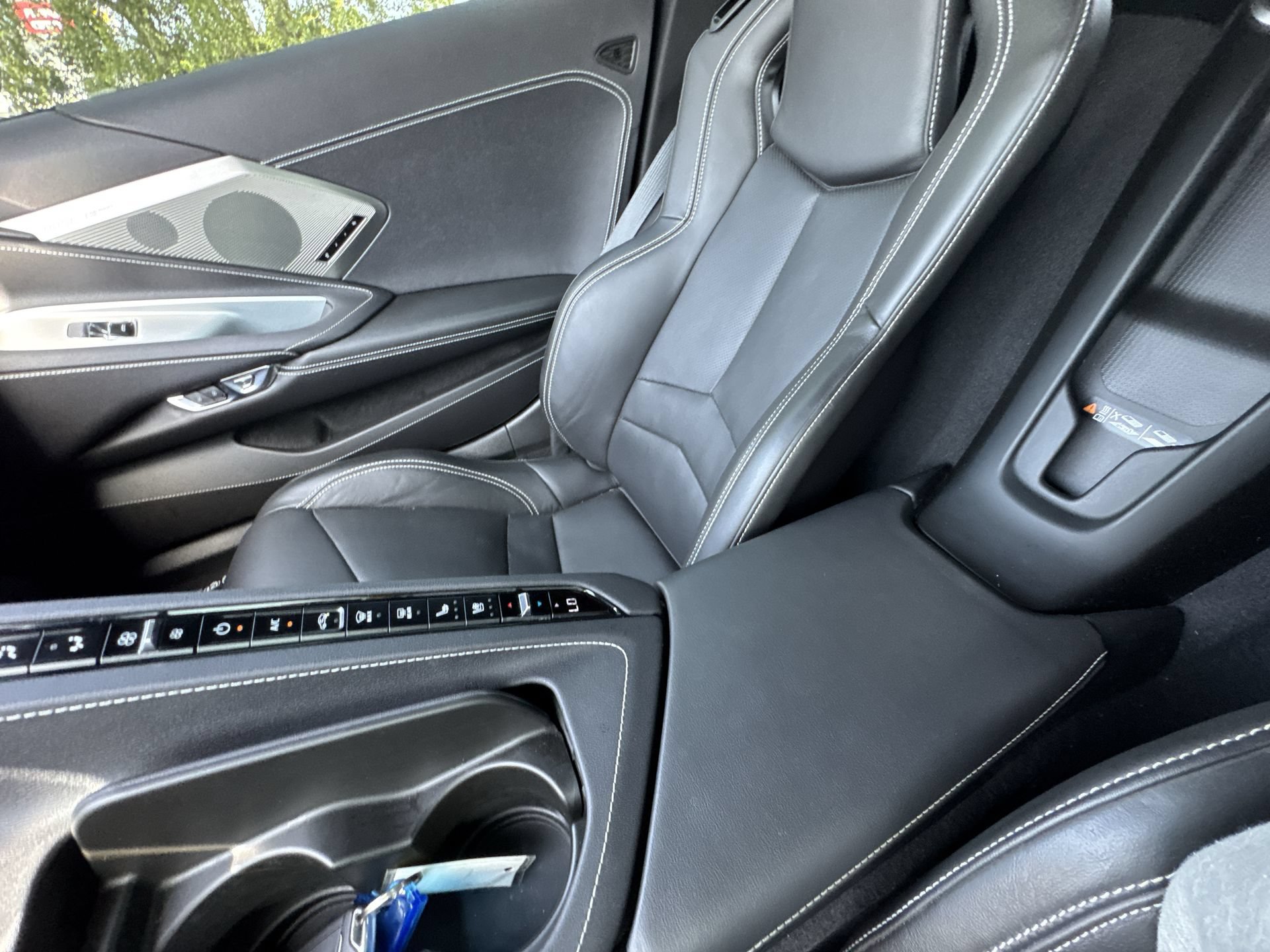 Used 2021 Chevrolet Corvette Stingray Preferred Cpe w/ Z51 Performance Package RWD image 21