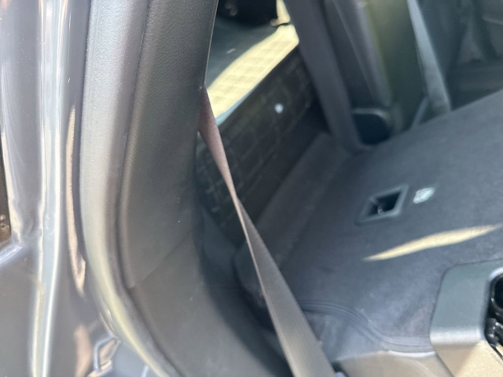 Used 2023 Jeep Cherokee Altitude Lux image 30