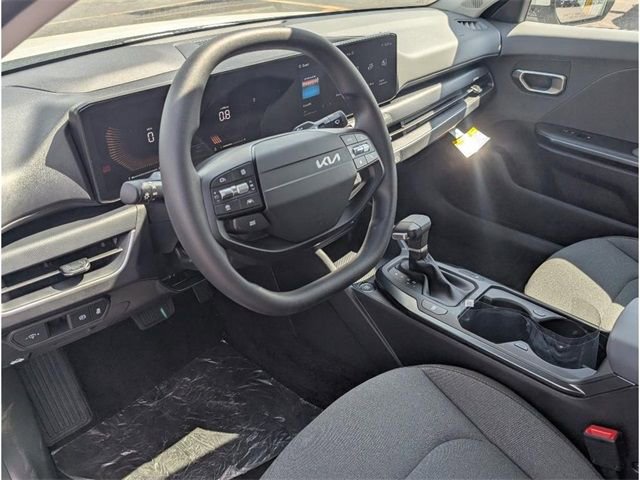 New 2025 Kia K4 LXS image 13
