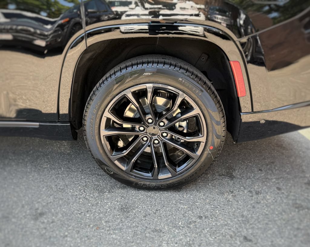 New 2026 Jeep Grand Wagoneer Summit AWD/4WD image 16