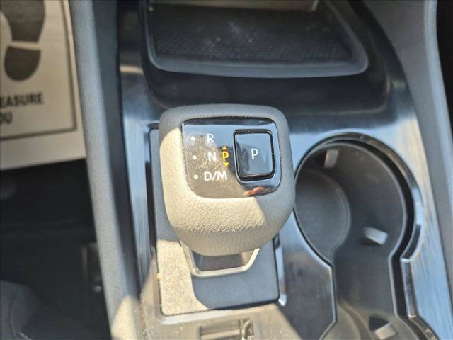 Used 2025 Nissan Rogue S FWD image 12