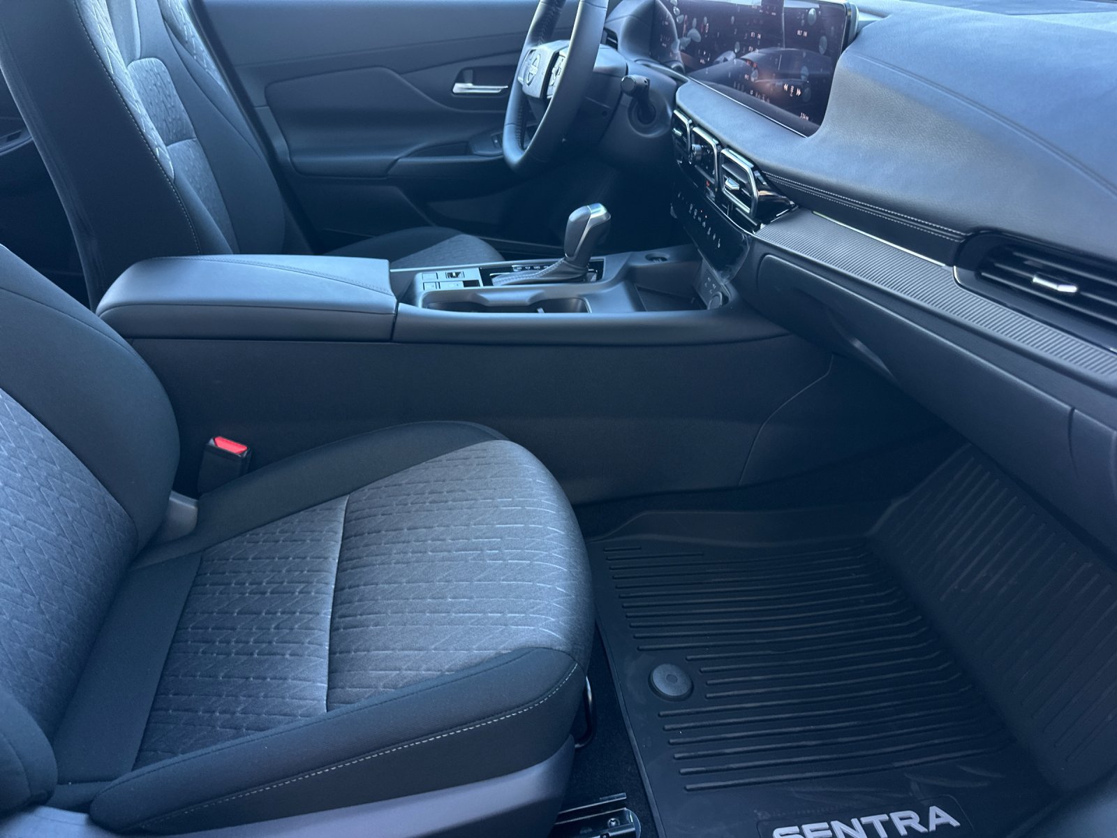 New 2026 Nissan Sentra SV w/ SV Convenience Package FWD image 15