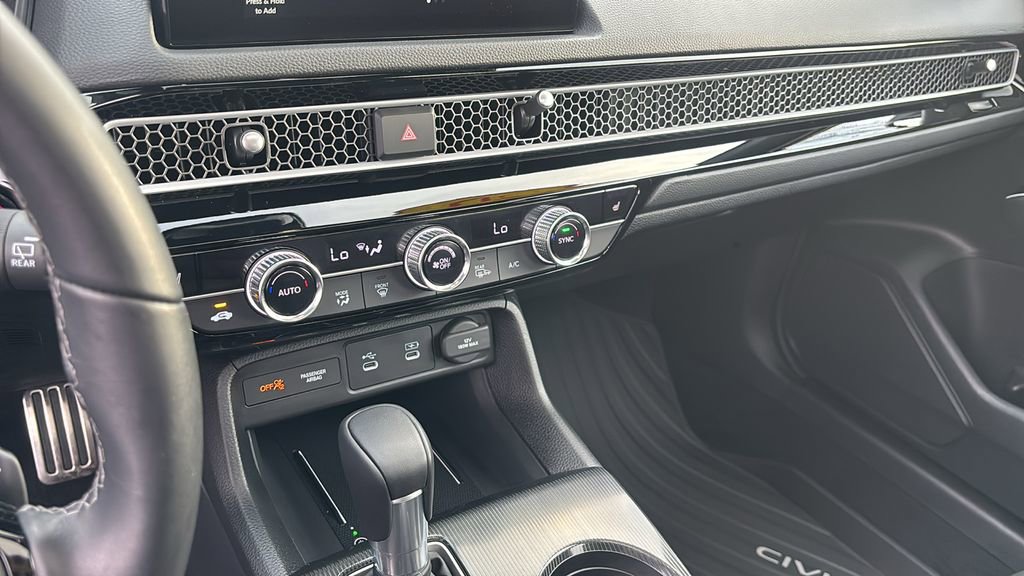 Certified 2025 Honda Civic Sport Touring image 20