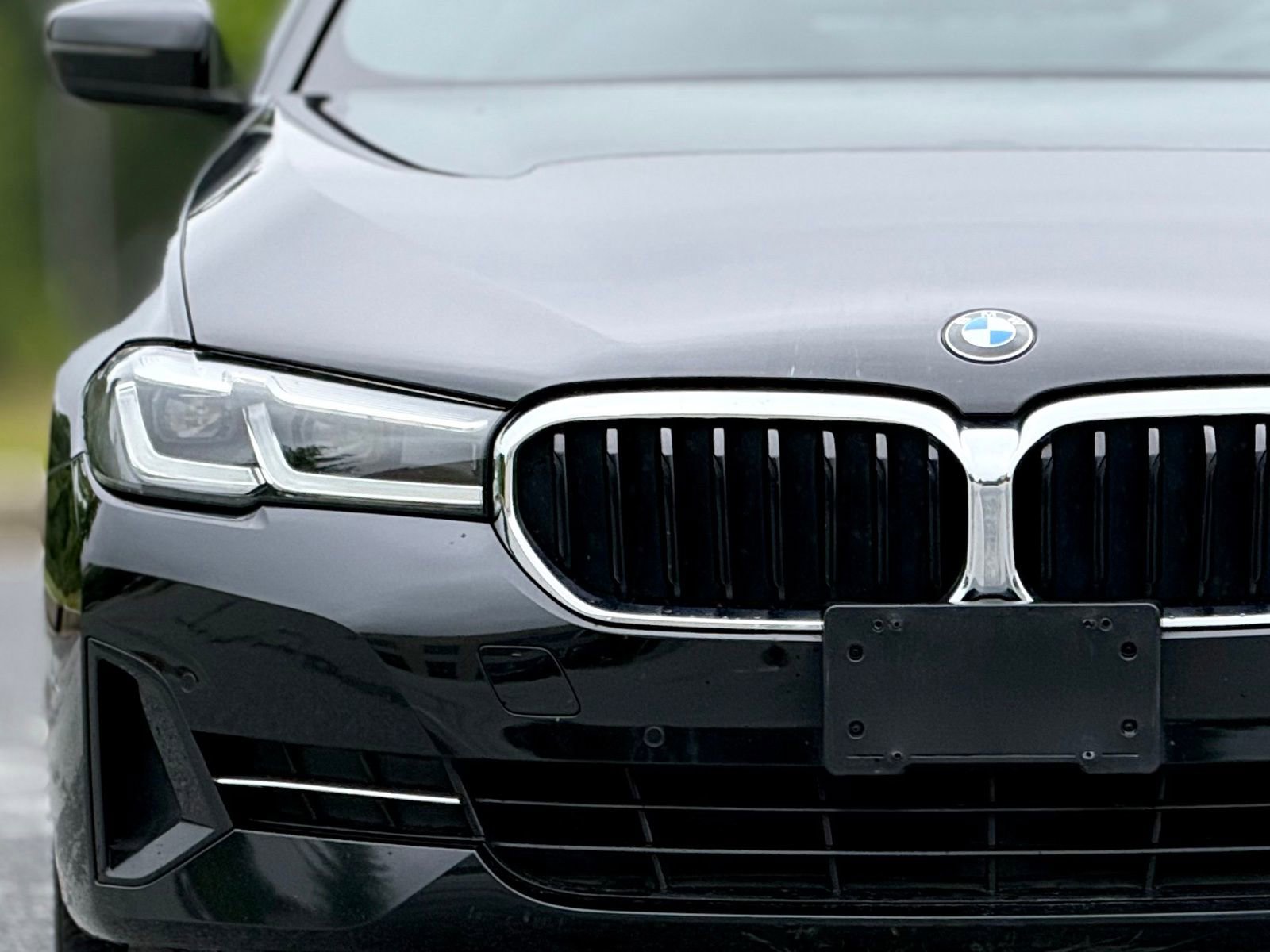 Used 2022 BMW 530i w/ M Sport Package RWD image 14