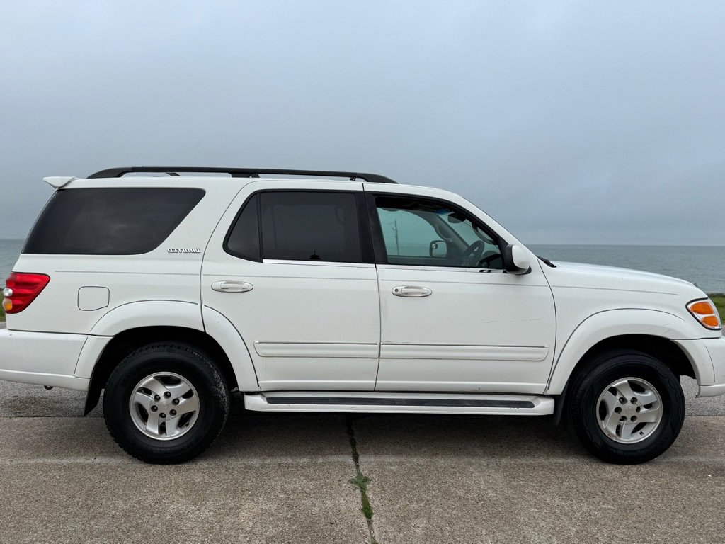 Used 2002 Toyota Sequoia Limited RWD image 4