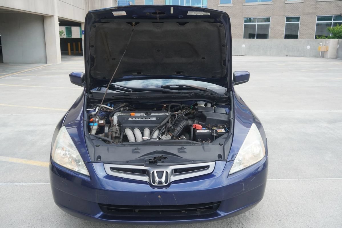 Used 2004 Honda Accord LX image 26