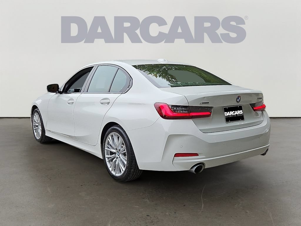 Used 2023 BMW 330i xDrive Sedan w/ Driving Assistance Package AWD/4WD image 4