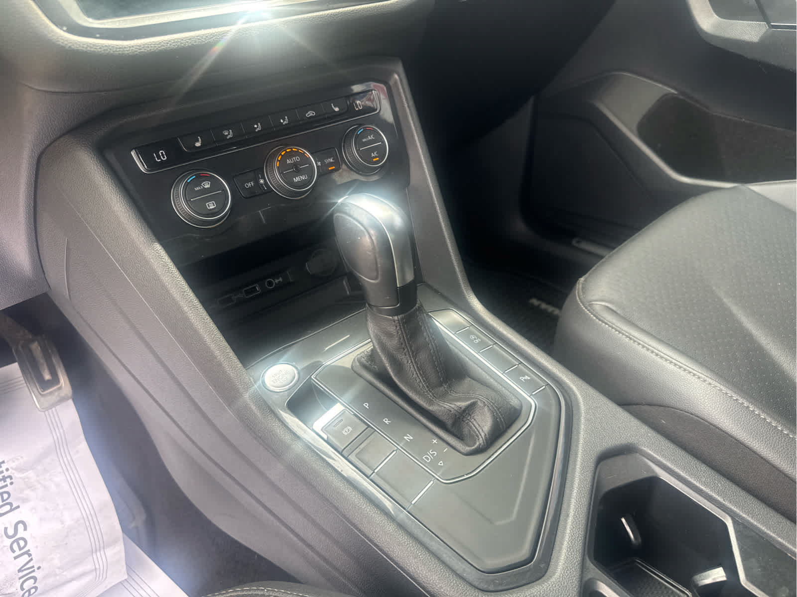 Used 2020 Volkswagen Tiguan SE R-Line FWD image 25
