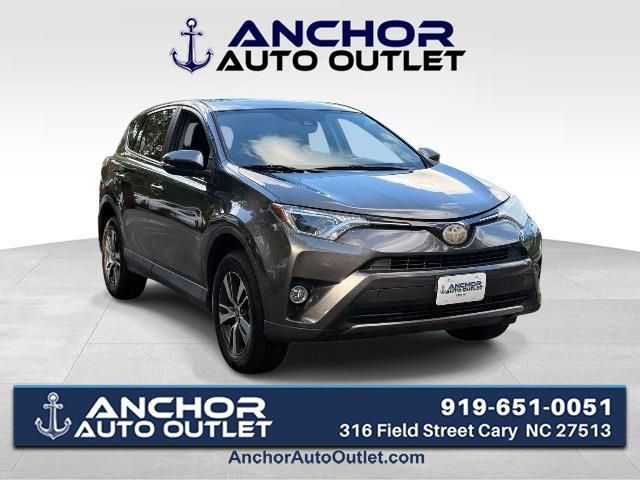 Used 2018 Toyota RAV4 XLE AWD/4WD image 1