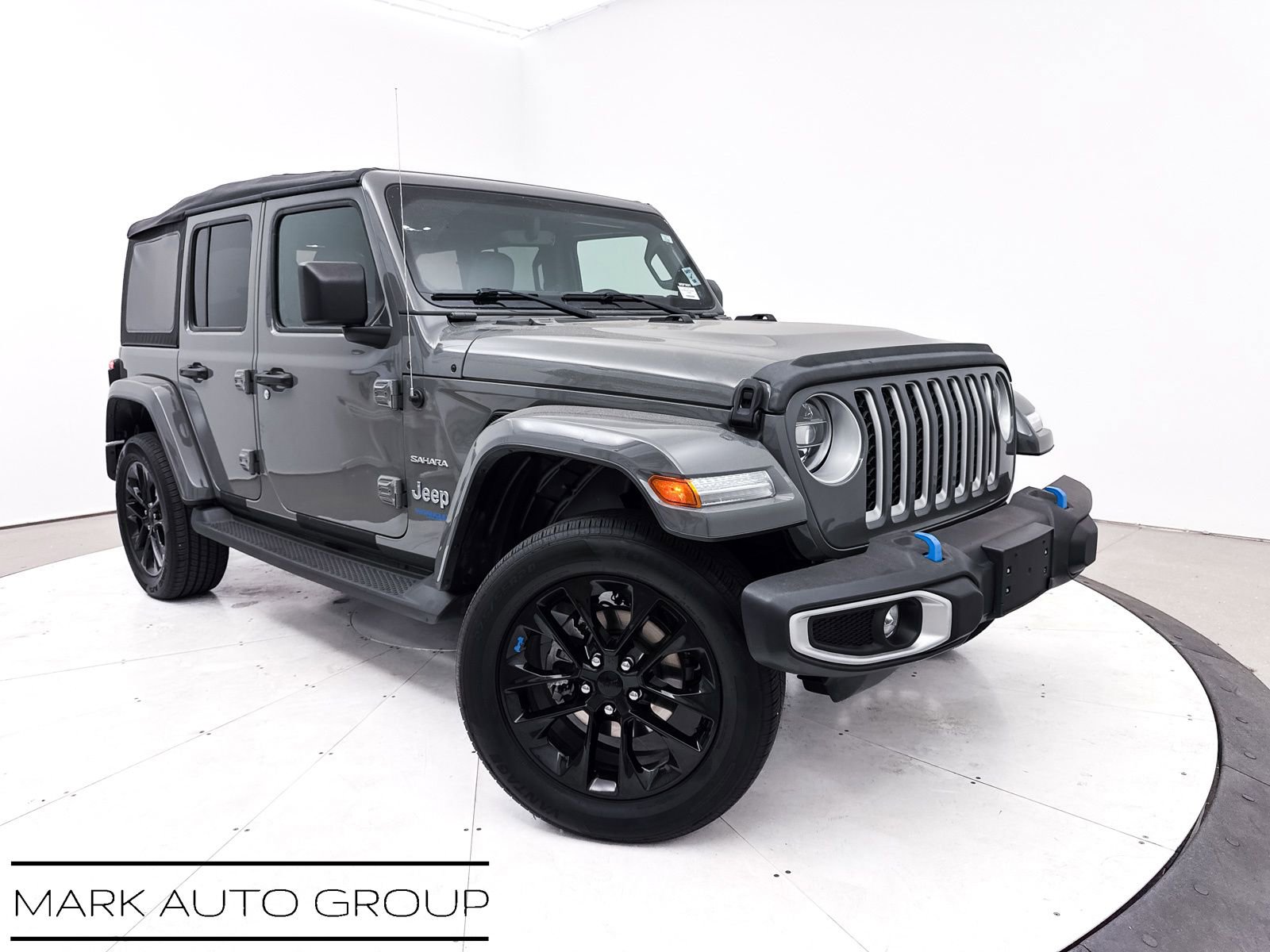 Used 2022 Jeep Wrangler Unlimited Sahara image 1